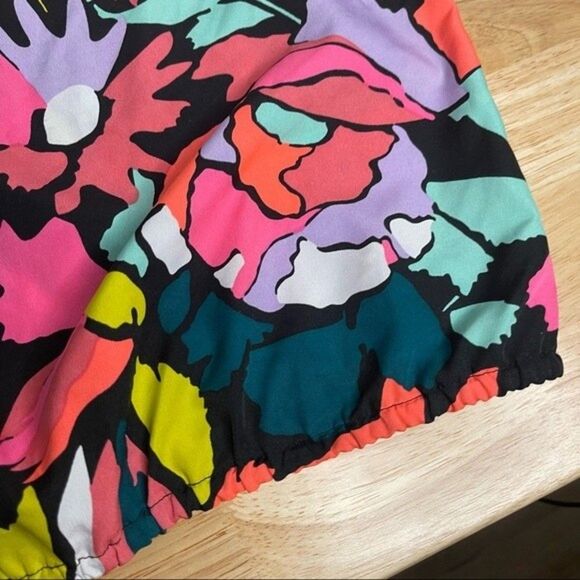 Roxy Floral Halter Top Black Size Large EUC - Picture 5 of 8